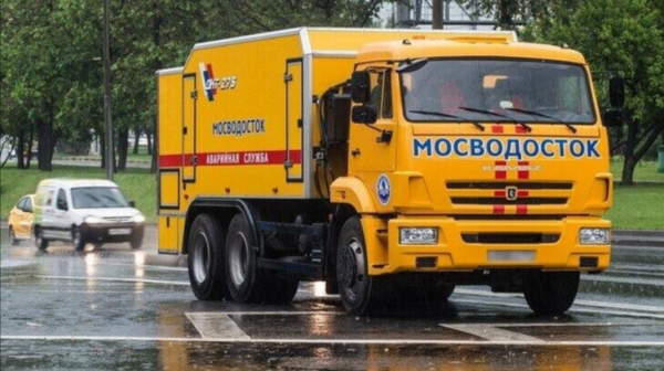 Городские службы Москвы перешли в режим повышенной готовности из-за надвигающейся непогоды