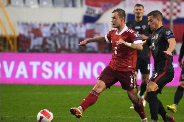 Баринов может остаться в "Локо": тренер выступил за продление контракта