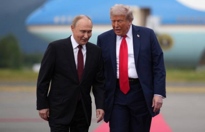 Путин и Трамп продолжают встречу в узком составе уже два часа