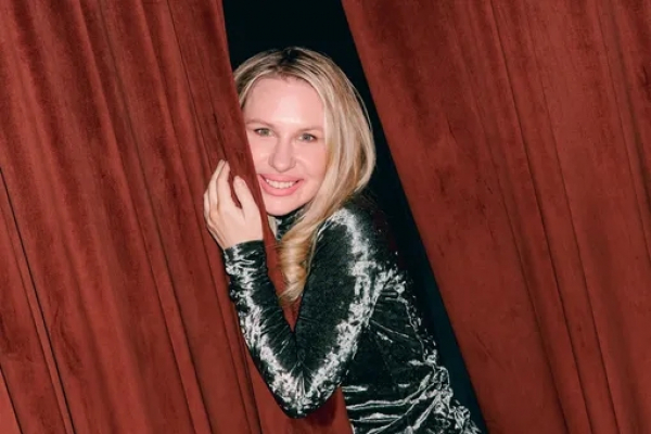 Валерия Гай-Германика, Анна Пересильд в мини с бантом, Светлана Бондарчук и другие знаменитости: светский обзор недели