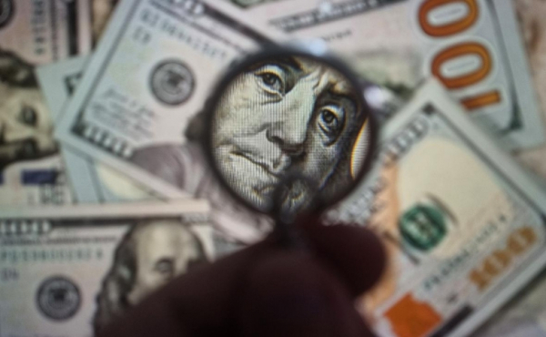 Набиуллина прокомментировала возможность возвращения расчетов в долларах