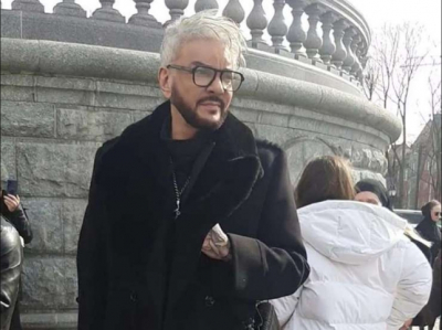 Филипп Киркоров перевозит прах матери в Москву: &quot;Хочу, чтобы она была с папой&quot;