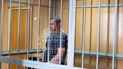 Экскаватор против роз: московский суд отправил в СИЗО механизатора-мстителя